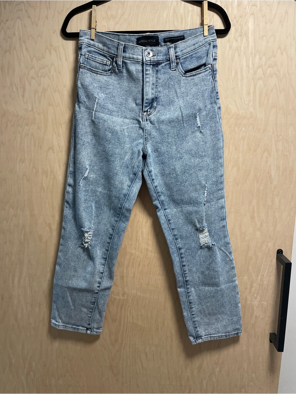 Women’s Kendall+Kylie Icon High Rise Crop Jeans